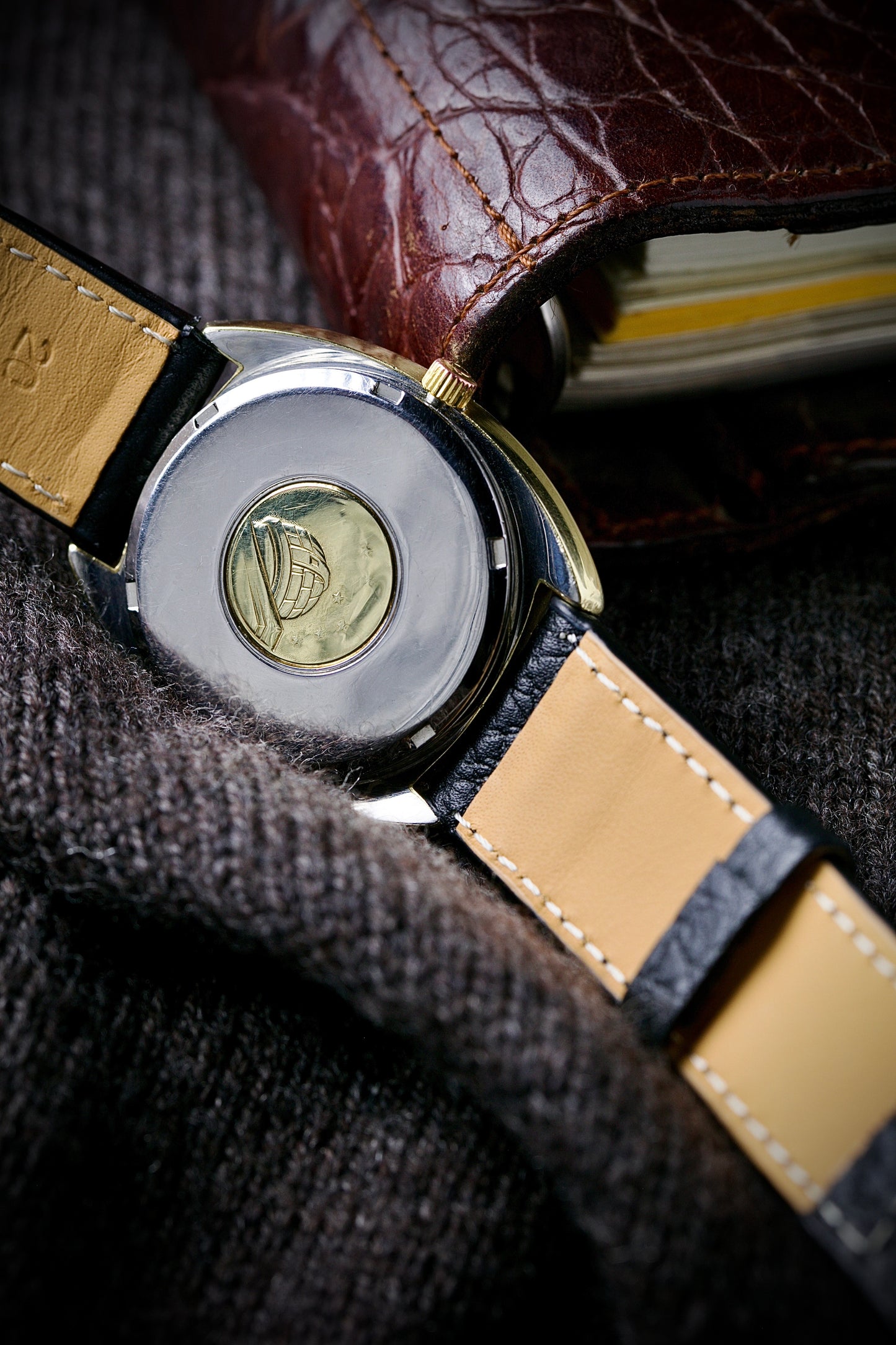 Omega Constellation C-Shape Automatic Ref. 168. 0057 Yellow Gold Fluted Bezel (1973)