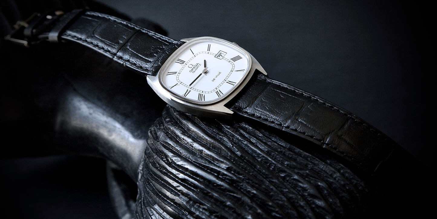 Omega De Ville Ref. 192. 0028 (1976) - NOS, white dial with Roman numerals
