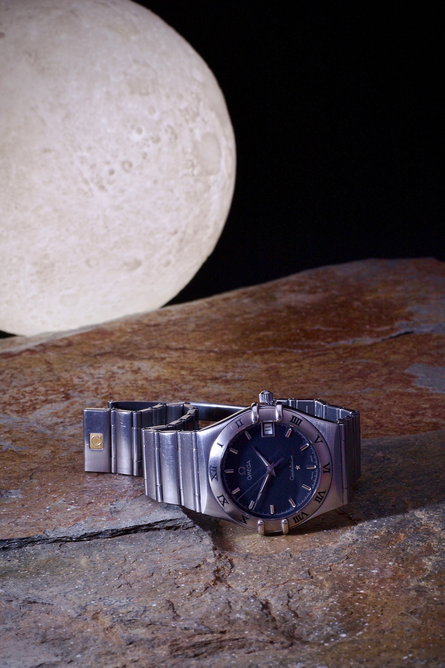 Vintage Omega Constellation 396. 1201 with blue dial from 1995