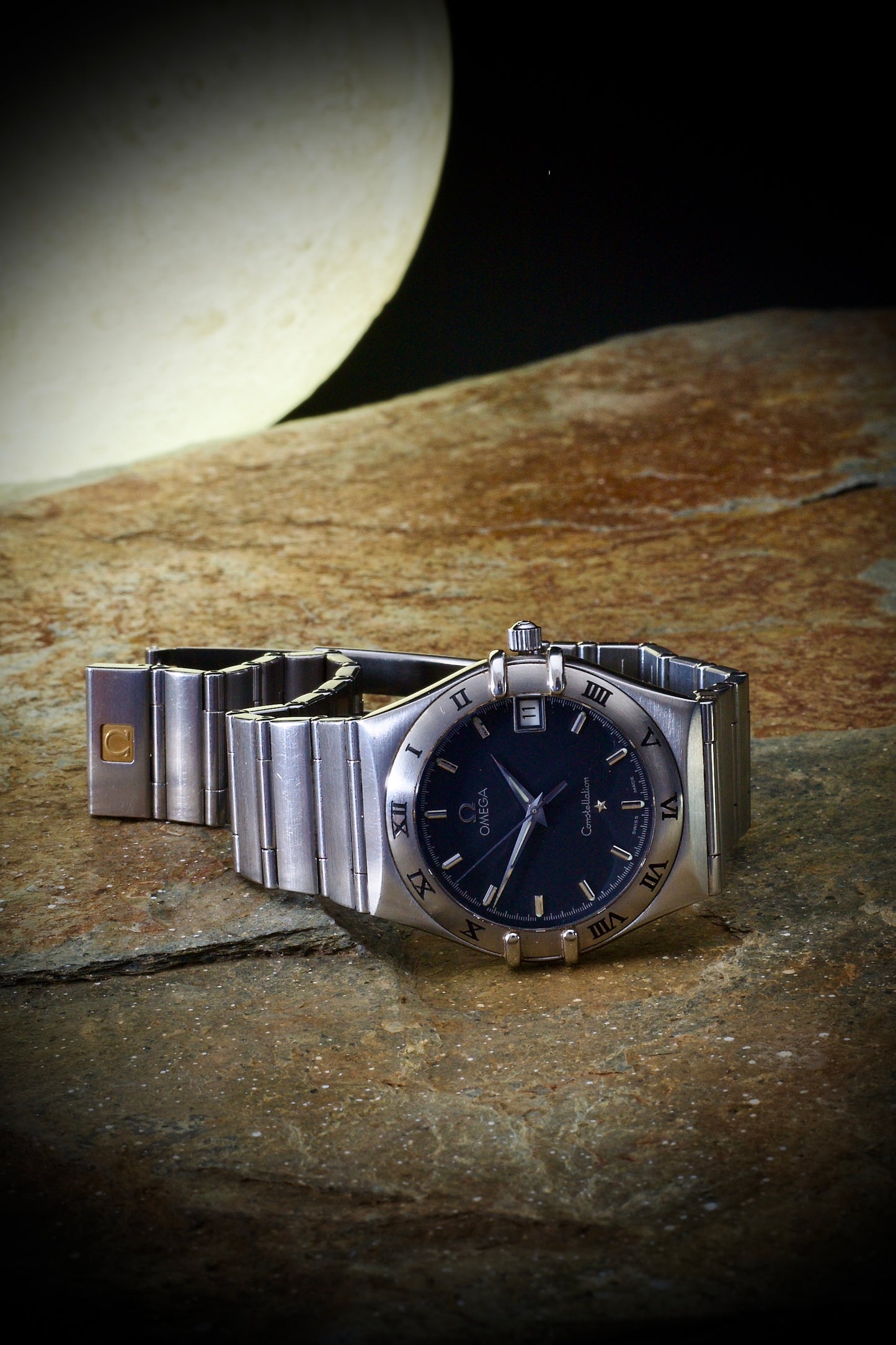 Vintage Omega Constellation 396. 1201 with blue dial from 1995