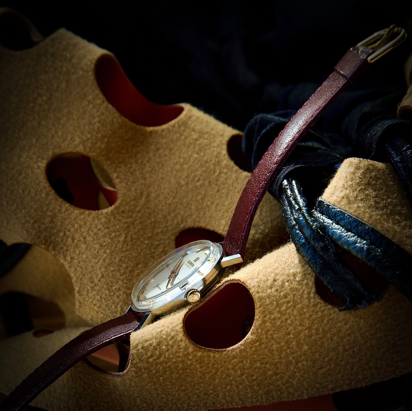 Omega Genève Automático 1959 – Esfera Pie Pan Blanca