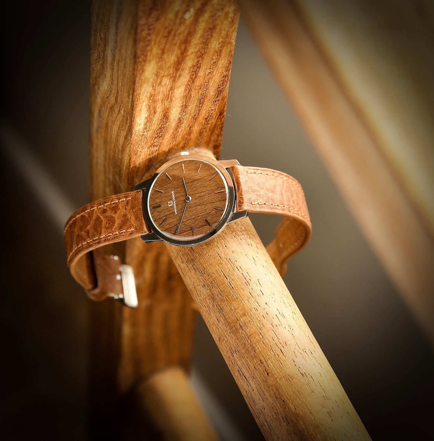 Universal Genève Vintage 60s – Esfera de Madera Única de Cuerda Manual