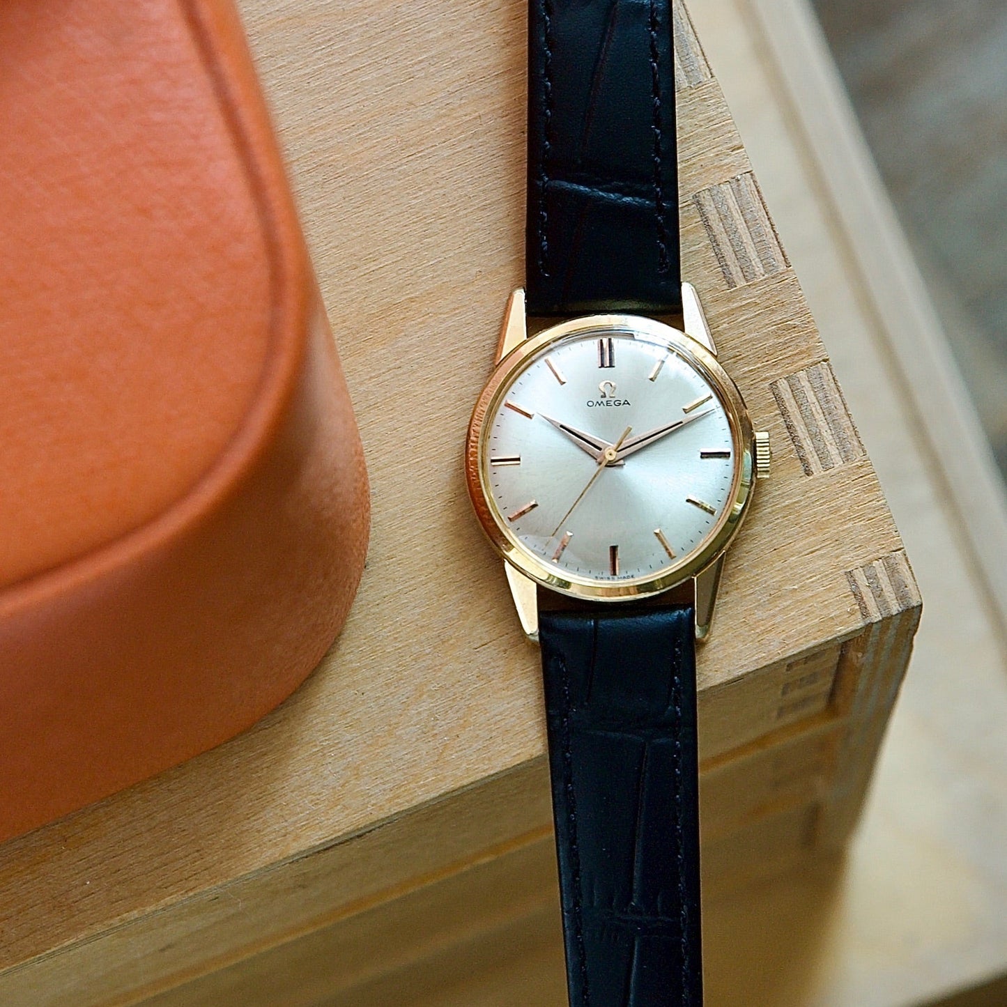 Omega Calibre 266 Hand-Wound from 1962 | Rose Gold Plated