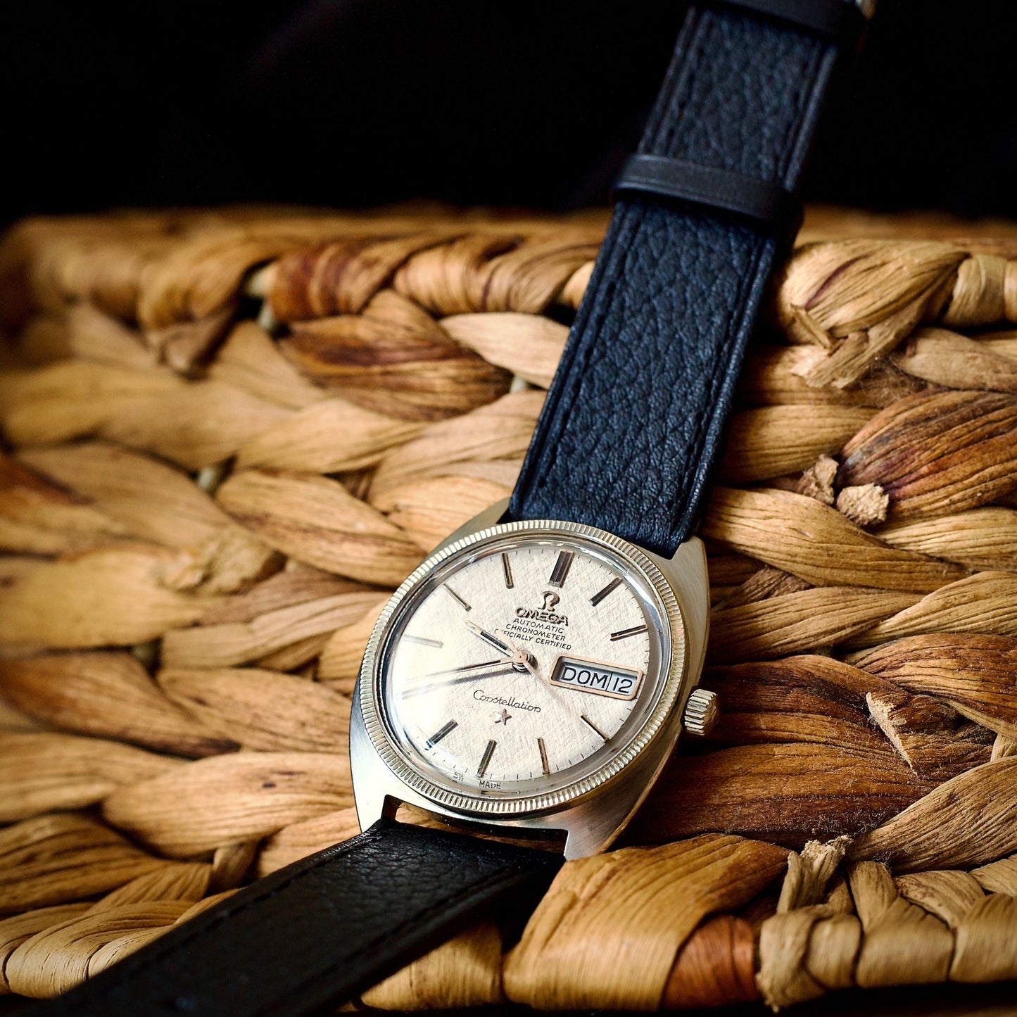 Omega Constellation 168.029 C-Shape 1969 – Bisel de oro blanco