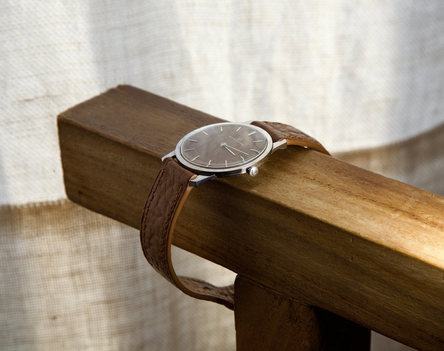 Universal Genève Vintage 60s – Esfera de Madera Única de Cuerda Manual