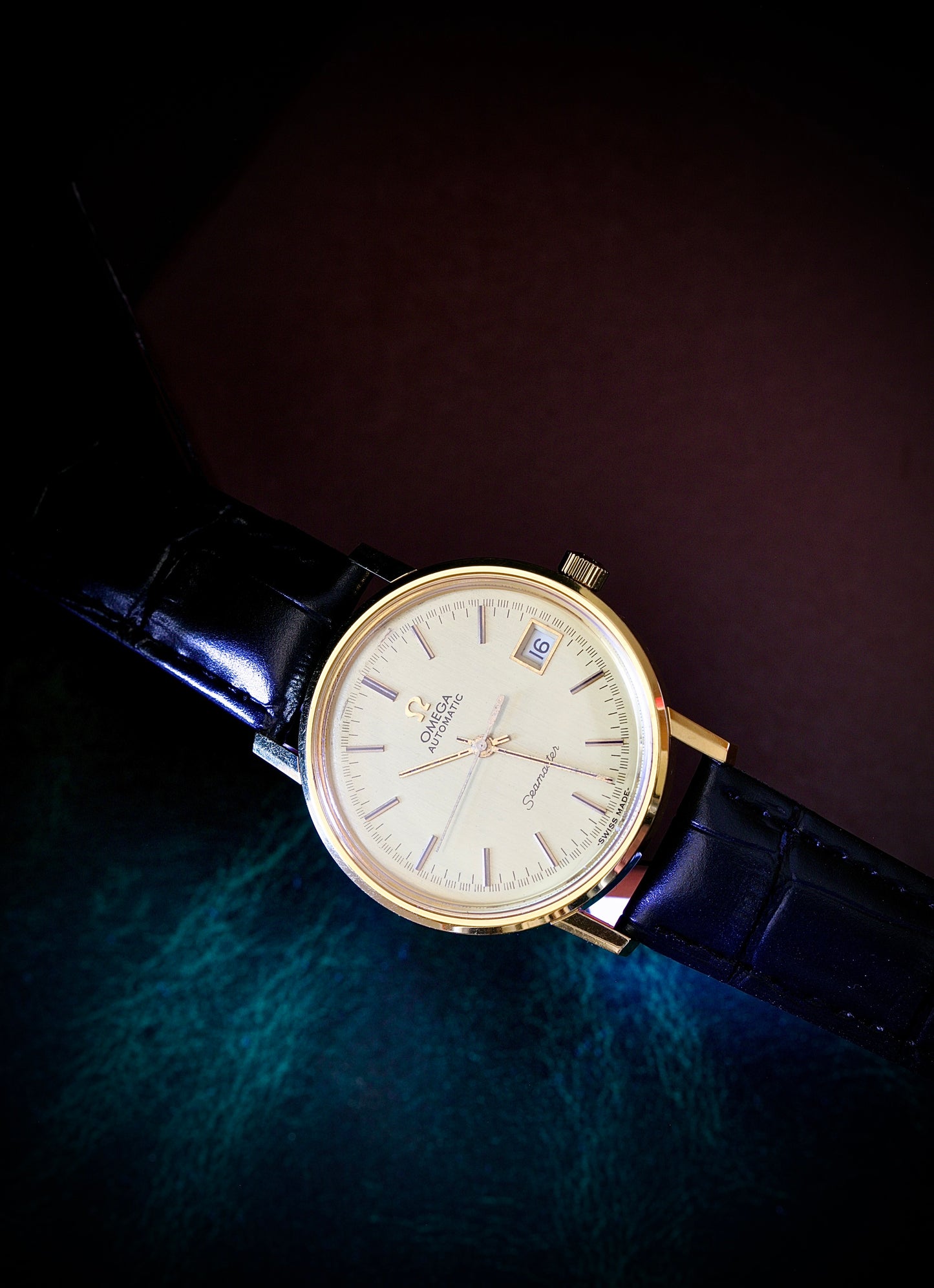 Omega Seamaster Automático Ref. 166. 0202 (1973) – Esfera Dorada