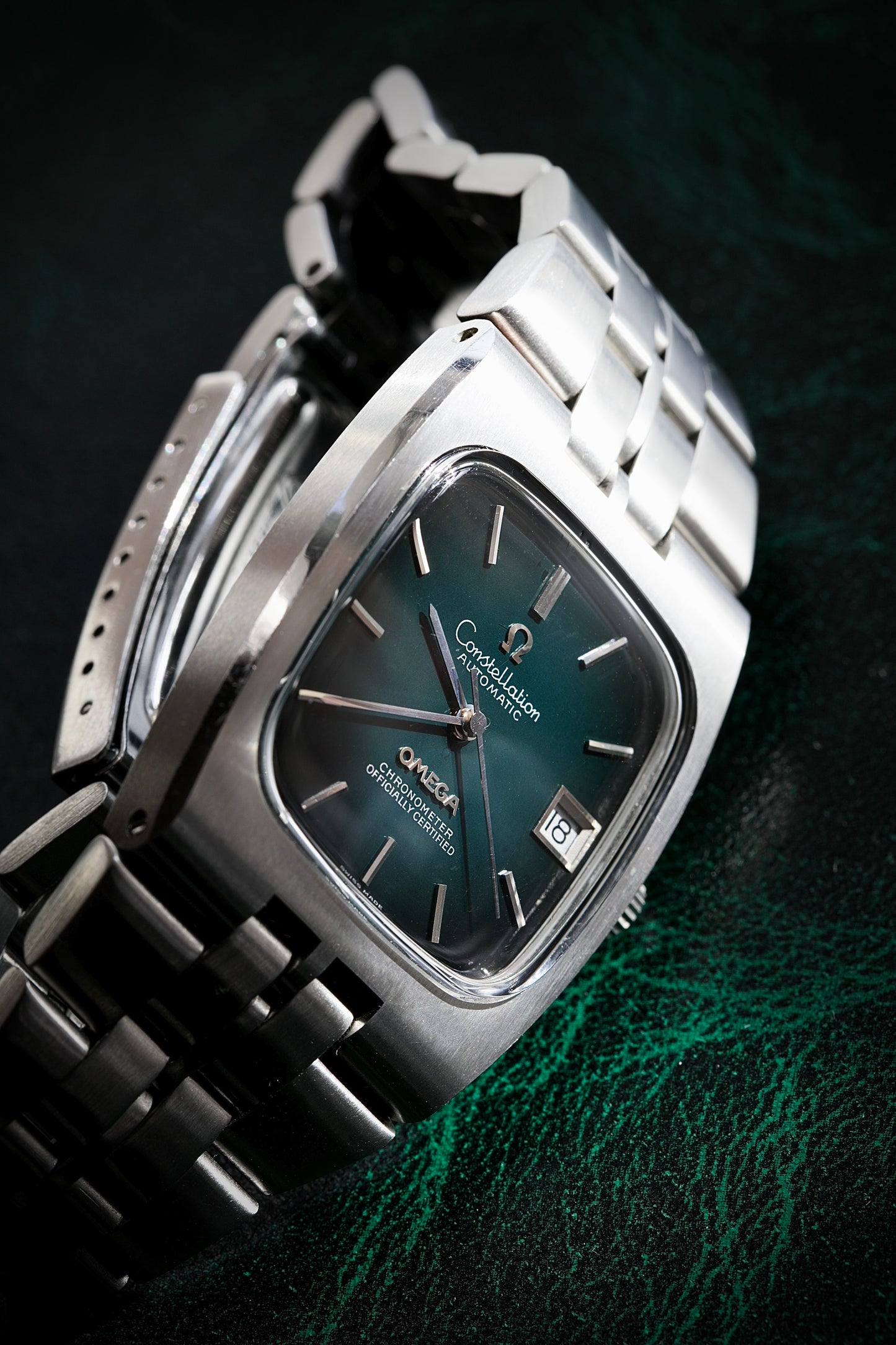 Omega Constellation Automatic NOS Ref. 168.047 – Green Dial | 1970s
