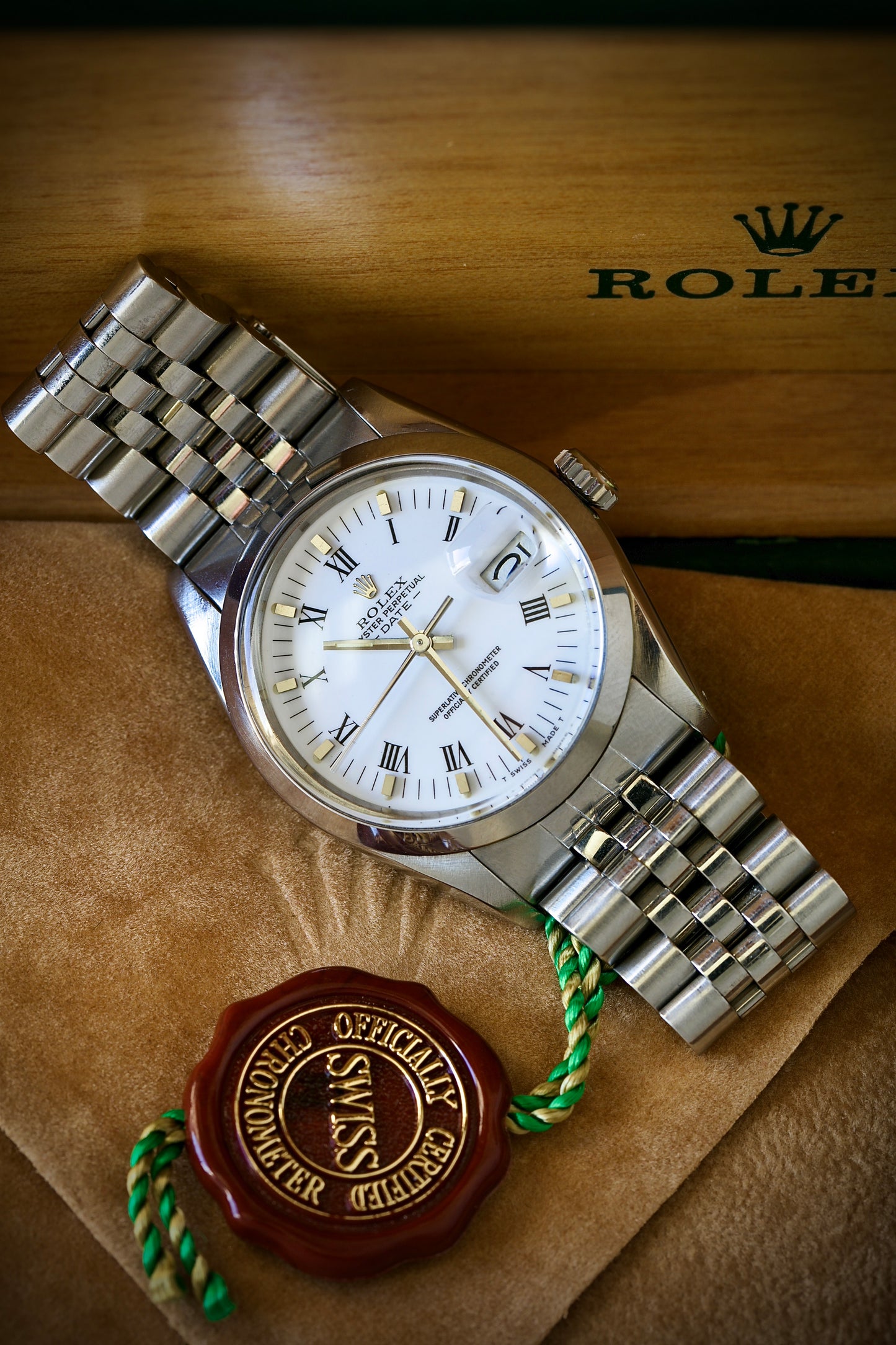 Rolex Oyster Perpetual Date Ref. 15000 Automatic 34 mm Jubilee (1986) – With Original Rolex Box
