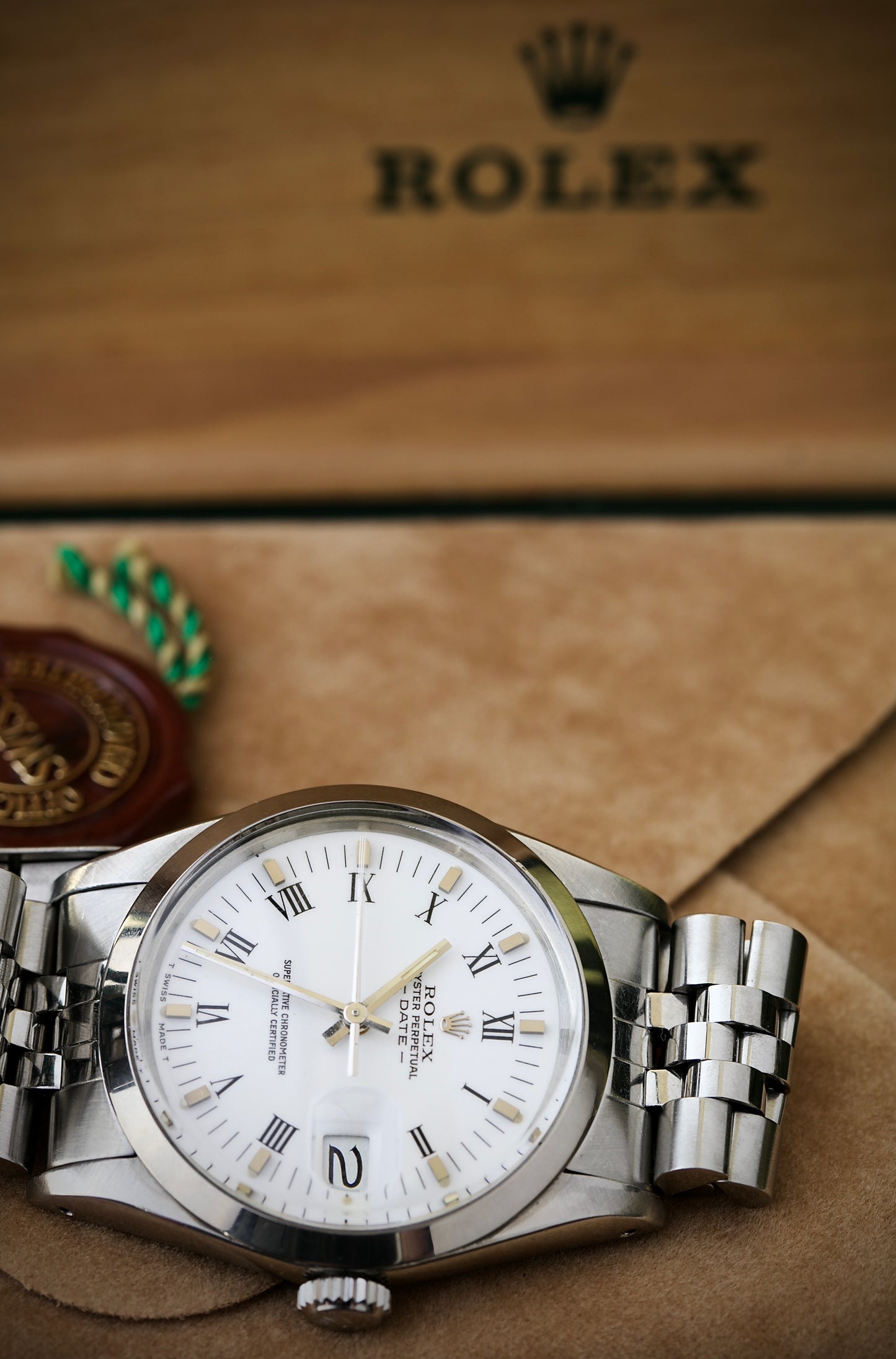 Rolex Oyster Perpetual Date Ref. 15000 Automatic 34 mm Jubilee (1986) – With Original Rolex Box
