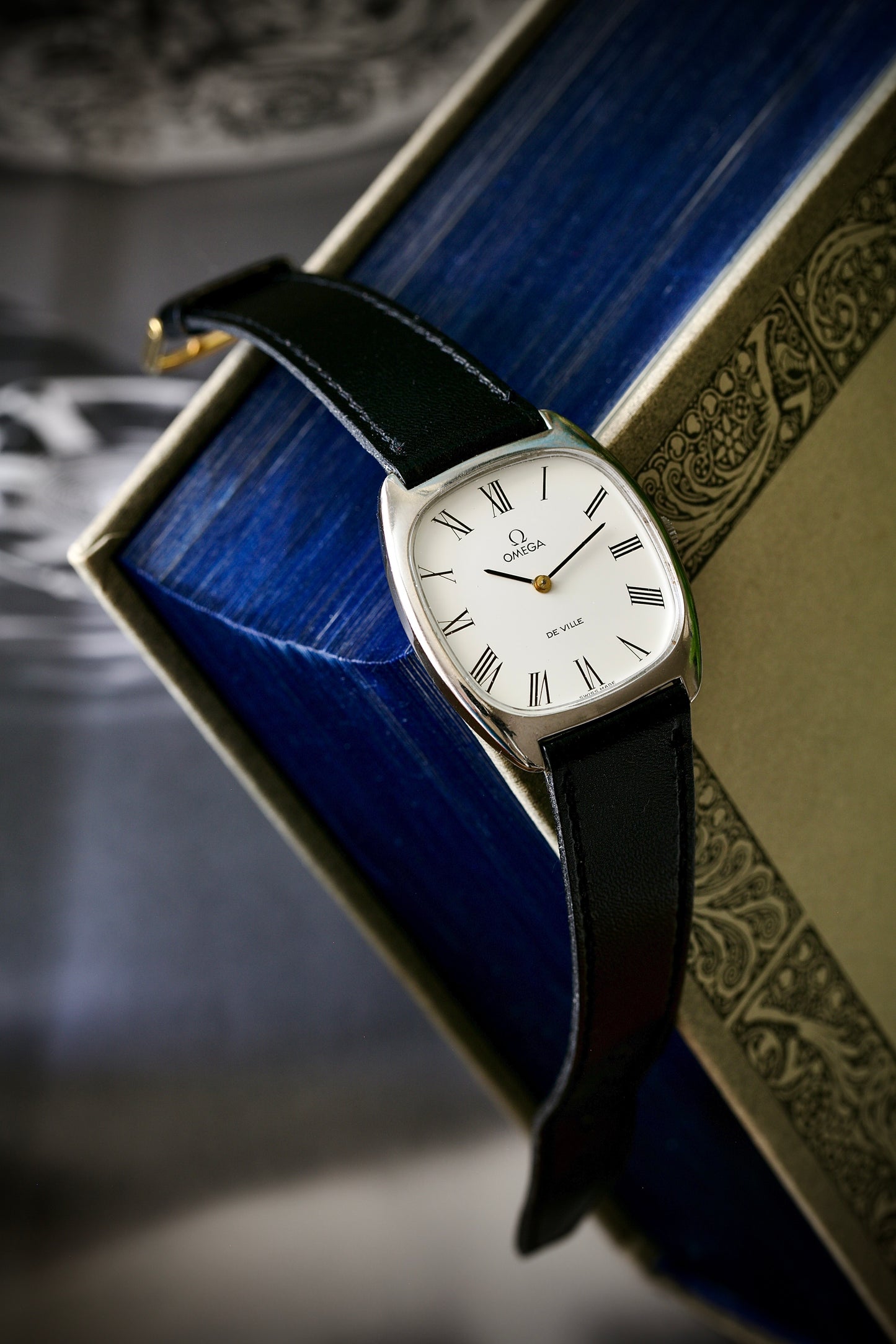 Omega De Ville Ref. 111. 0139 (1977) – Índices Romanos