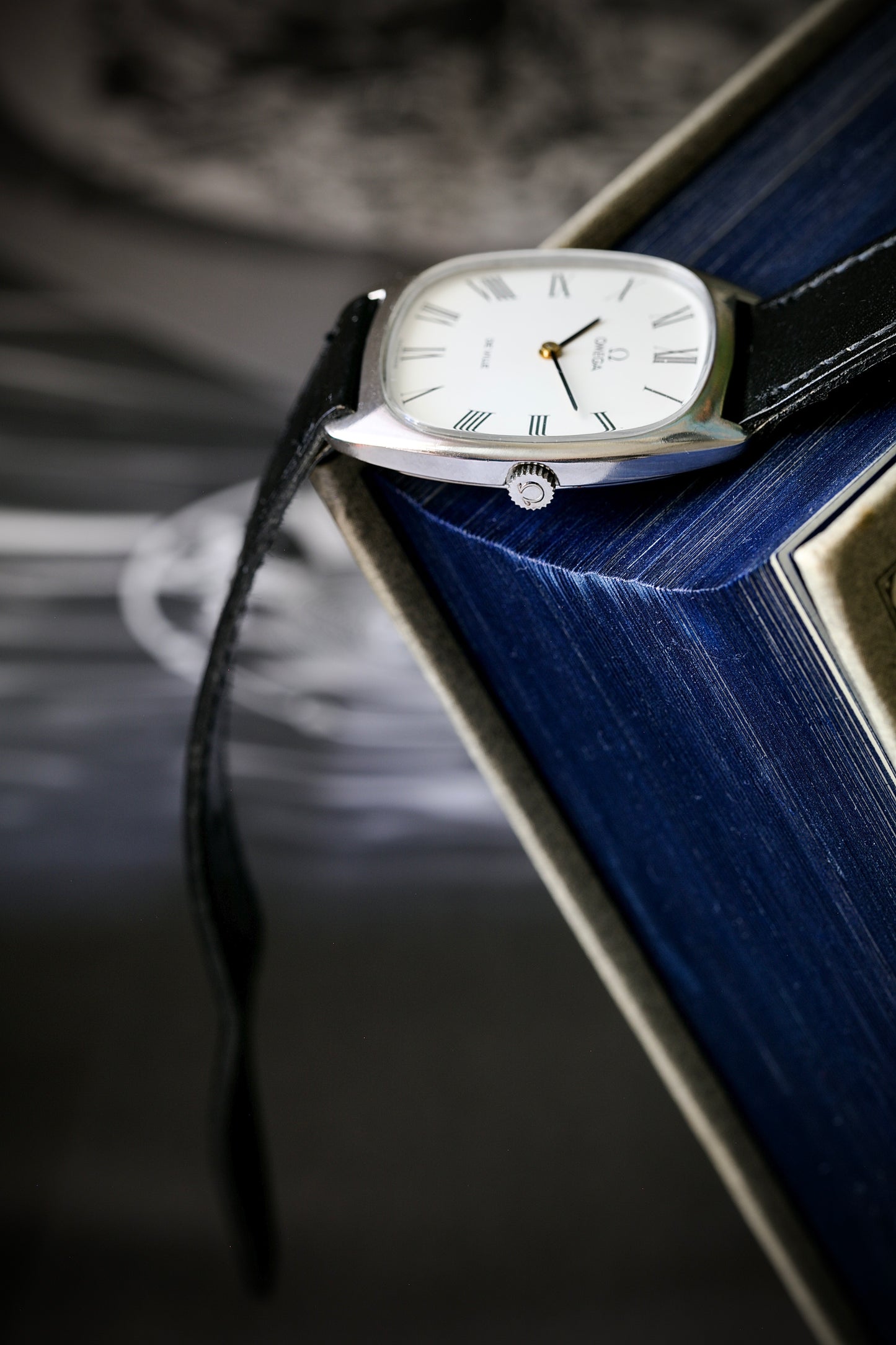 Omega De Ville Ref. 111. 0139 (1977) – Índices Romanos