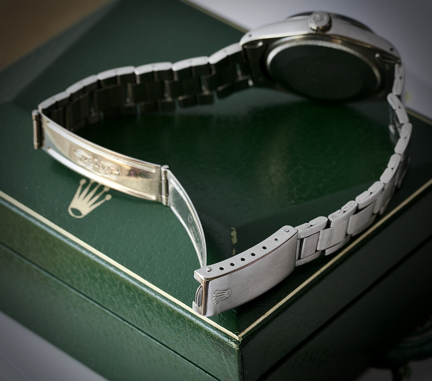 Rolex Oyster Perpetual Date Ref. 1500 Full Set (1975) – Esfera Plateada