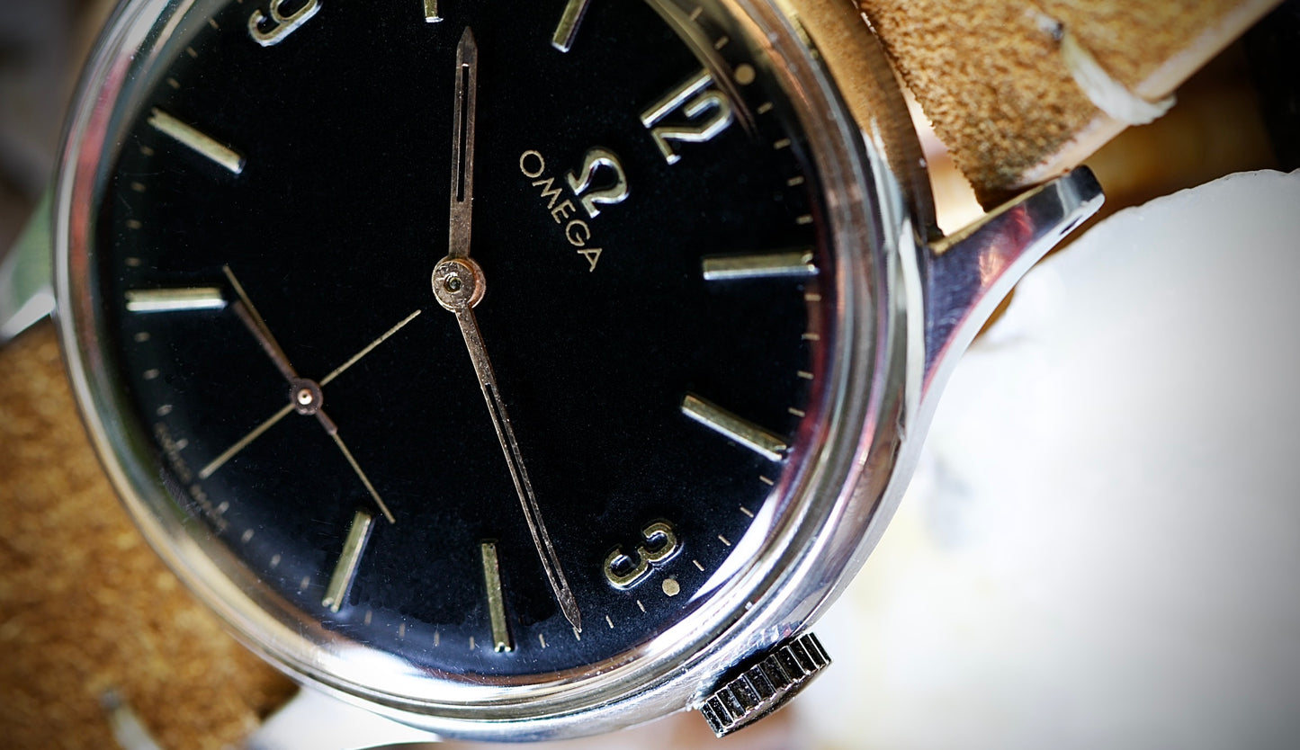 Omega Cuerda Manual Negro