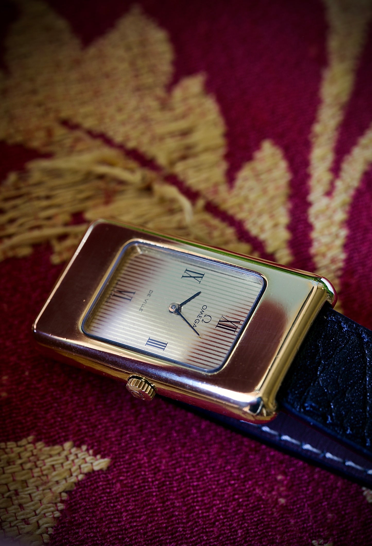 Omega De Ville Tank XL 1974 – Calibre 625 | "Diplomatic" Dial