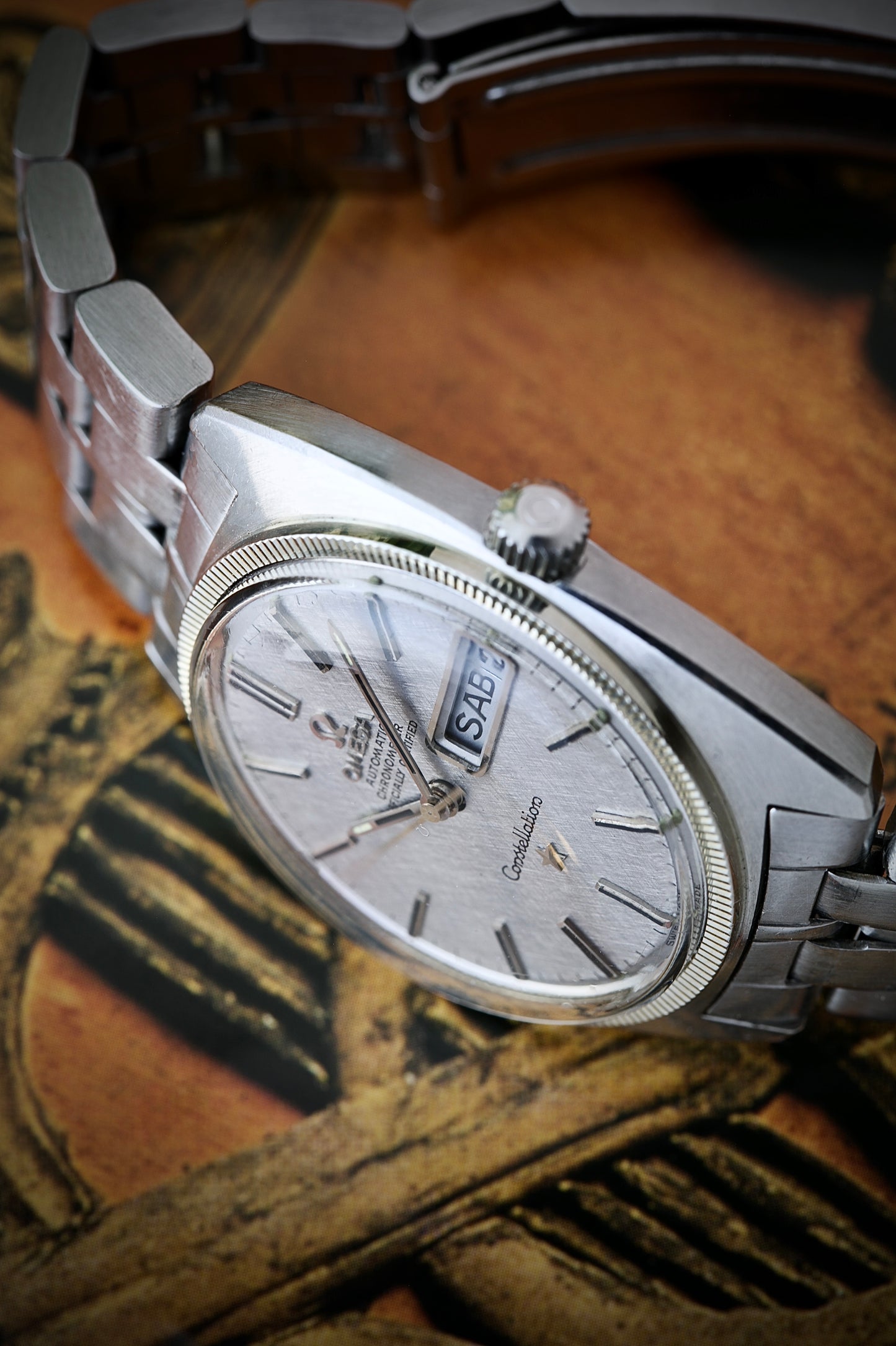 Omega Constellation C-Shape Ref. 168.029 – (1970) White Gold Fluted Bezel
