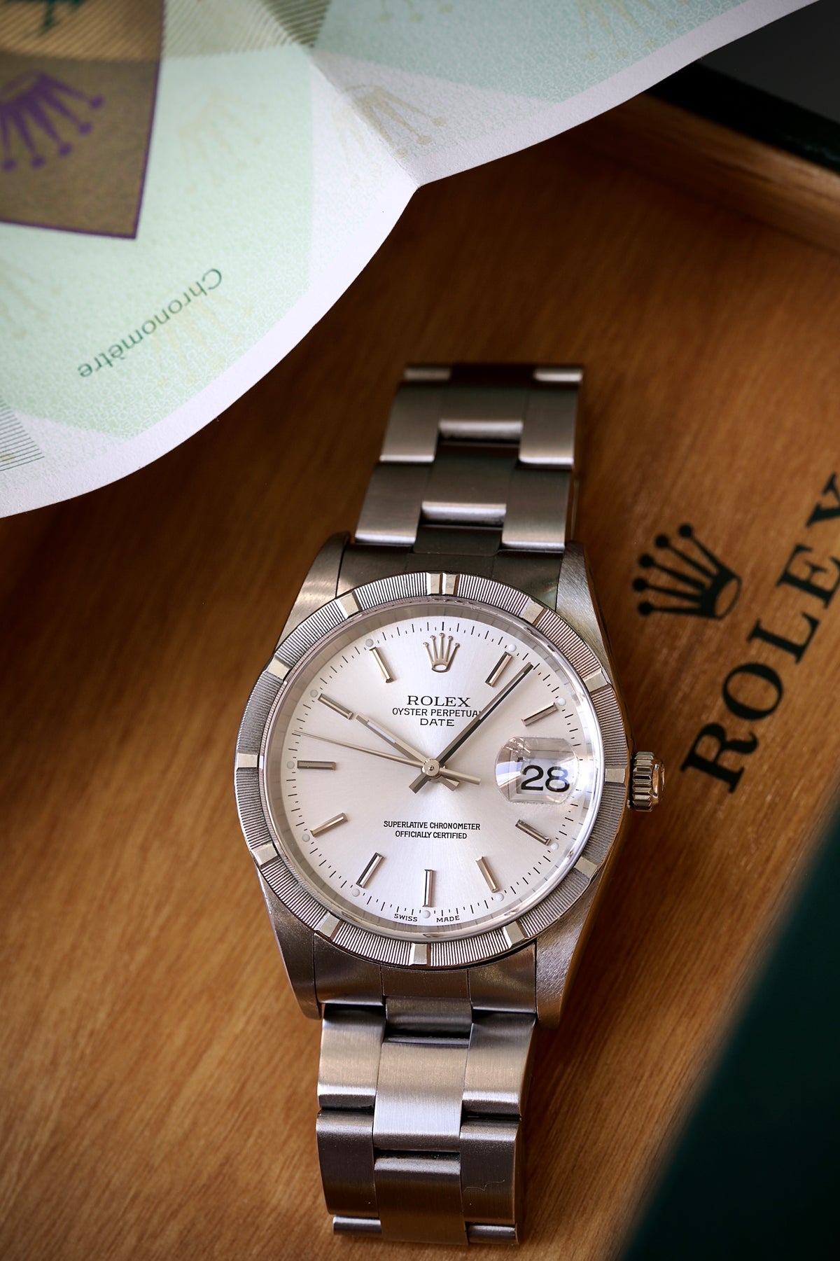 Rolex Oyster Perpetual Date Ref. 15210 (2005) Full Set | Engine Turned Bezel |Silver Dial