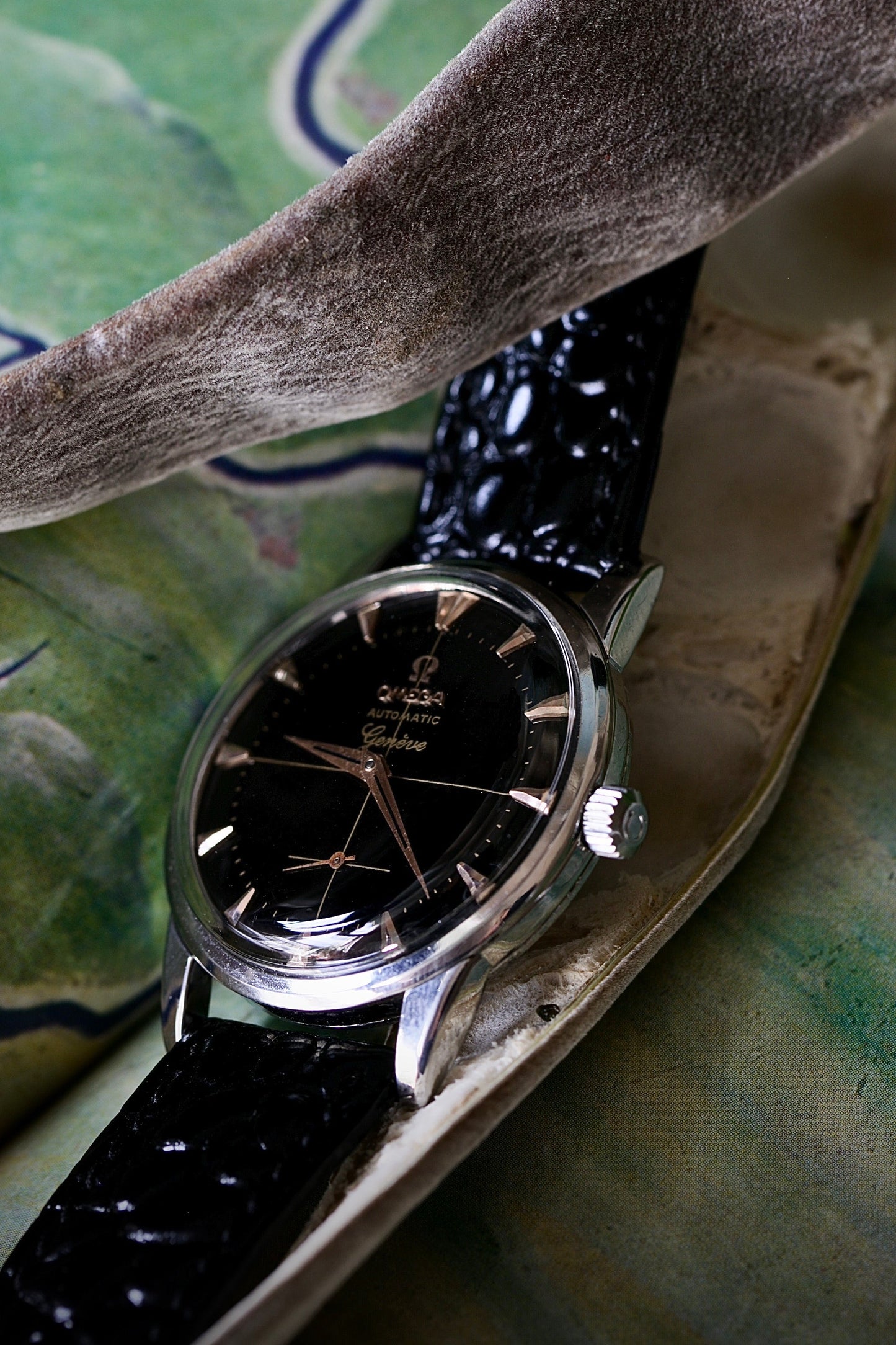 Omega Genève Automático 1958 – Esfera Negra Restaurada