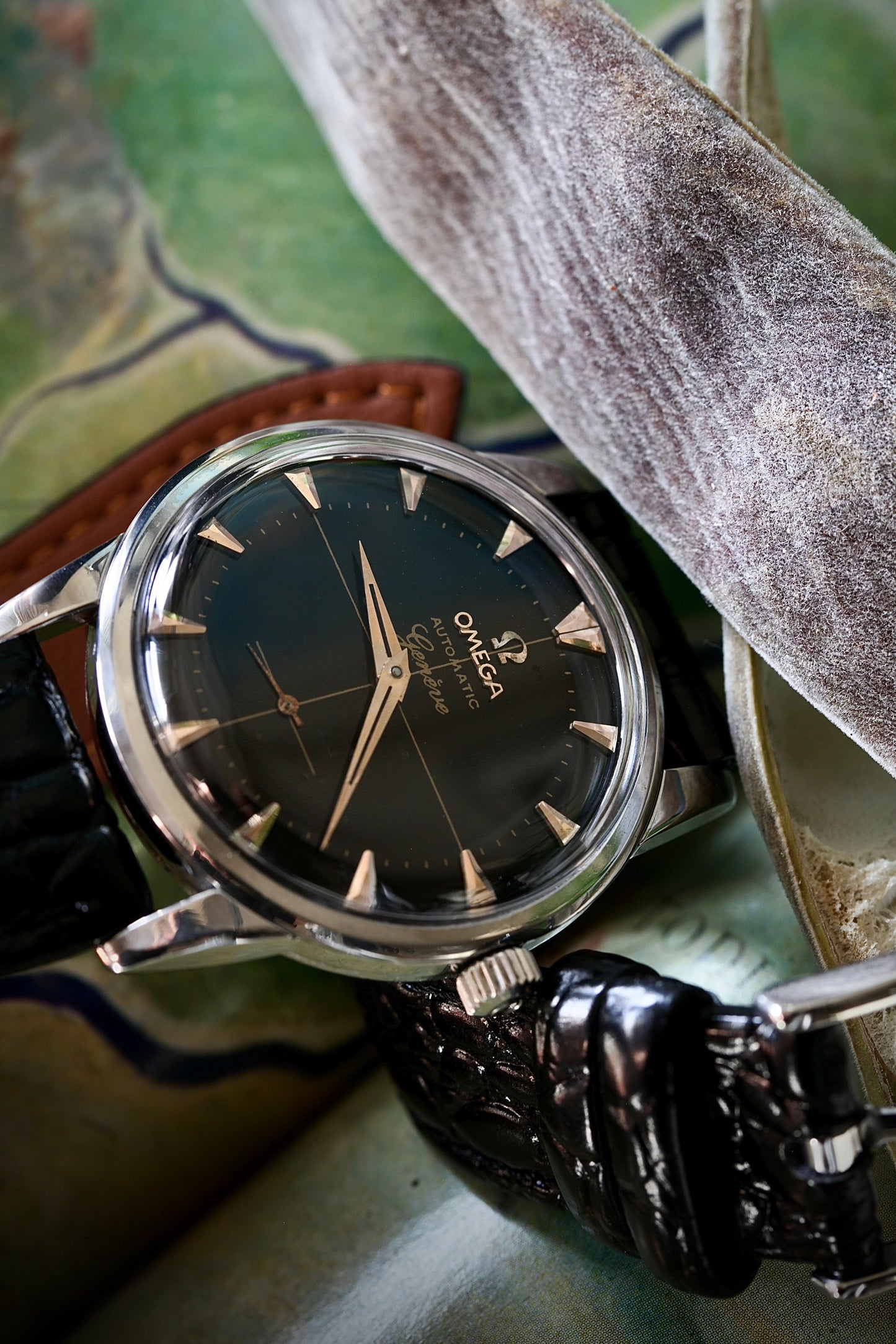 Omega Genève Automático 1958 – Esfera Negra Restaurada