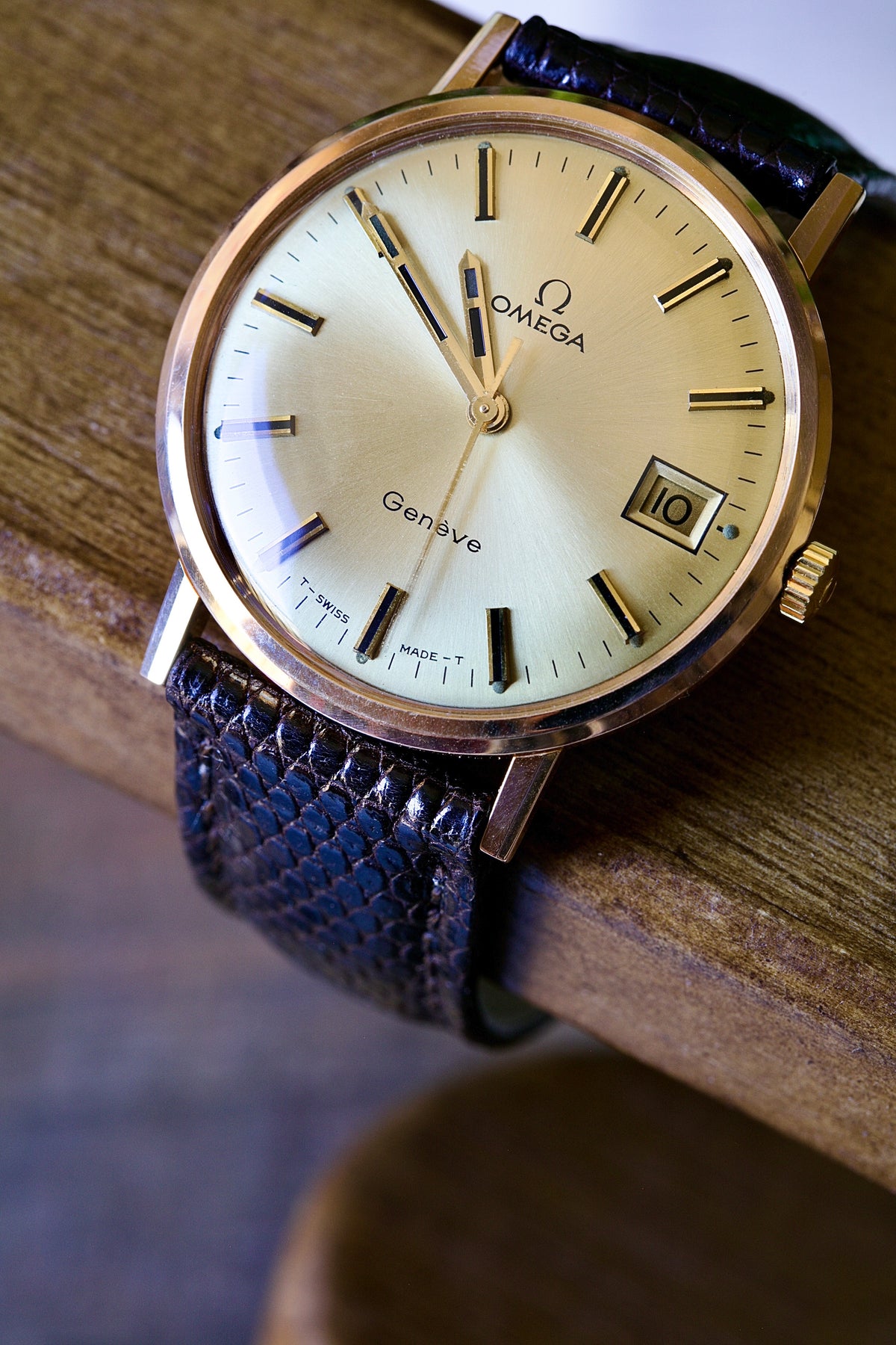 Omega Genève de Cuerda Manual Chapado en Oro Rosa Ref. 132.019  – Año 1969- Hebilla Original