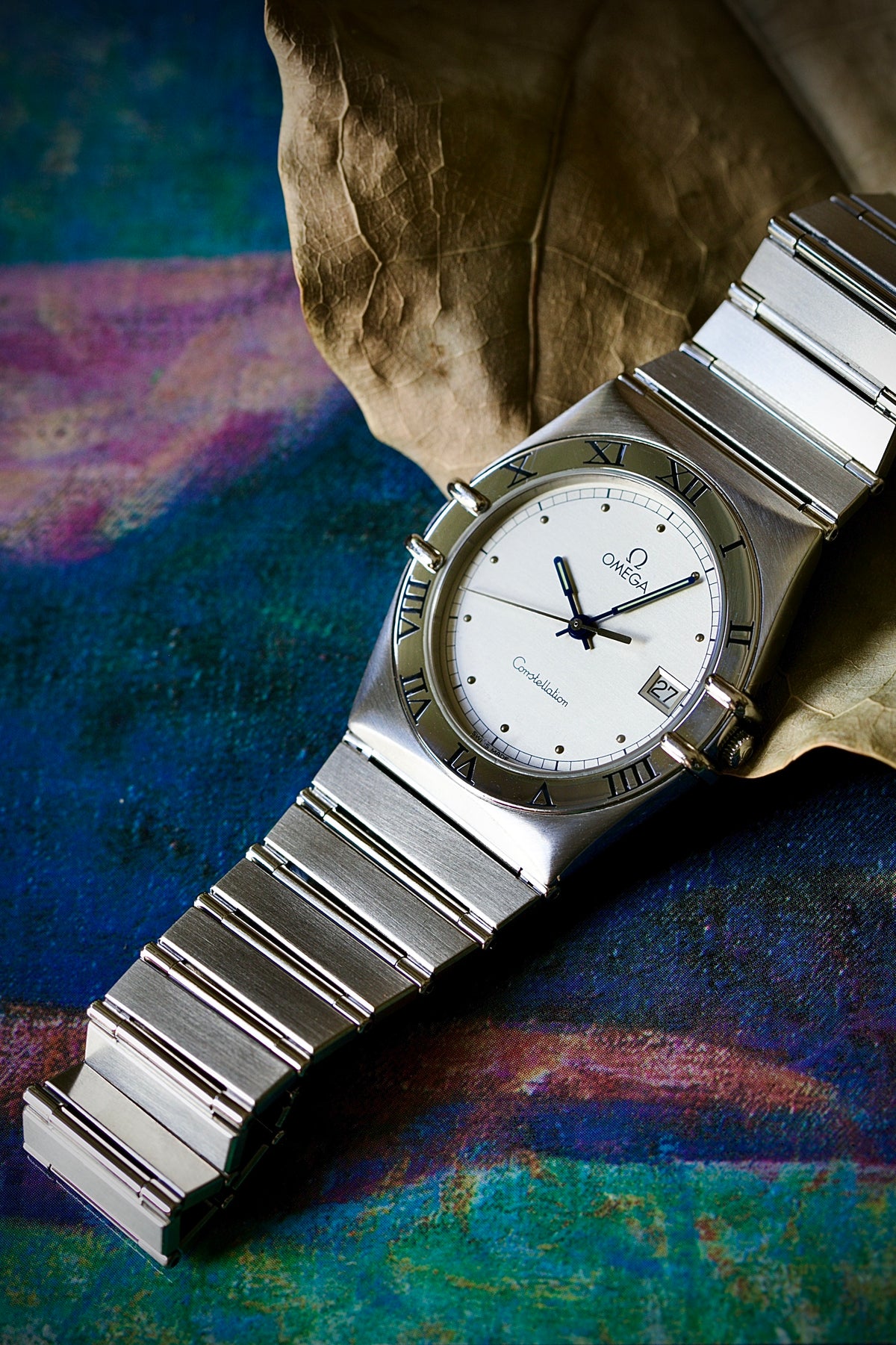 Omega Constellation Manhattan Ref. 396. 1070  – Silver Dial & Blue Hands- Year 1991
