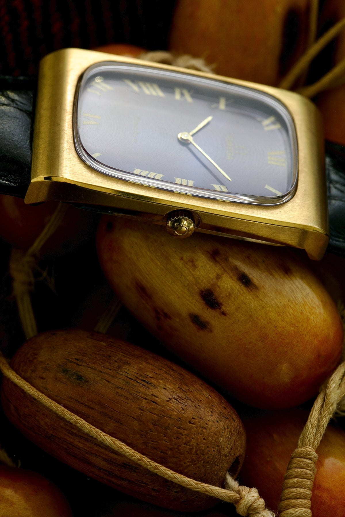 Omega Genève Tank XL Holo Dial Ref. 111. 0116  – NOS- Year 1975
