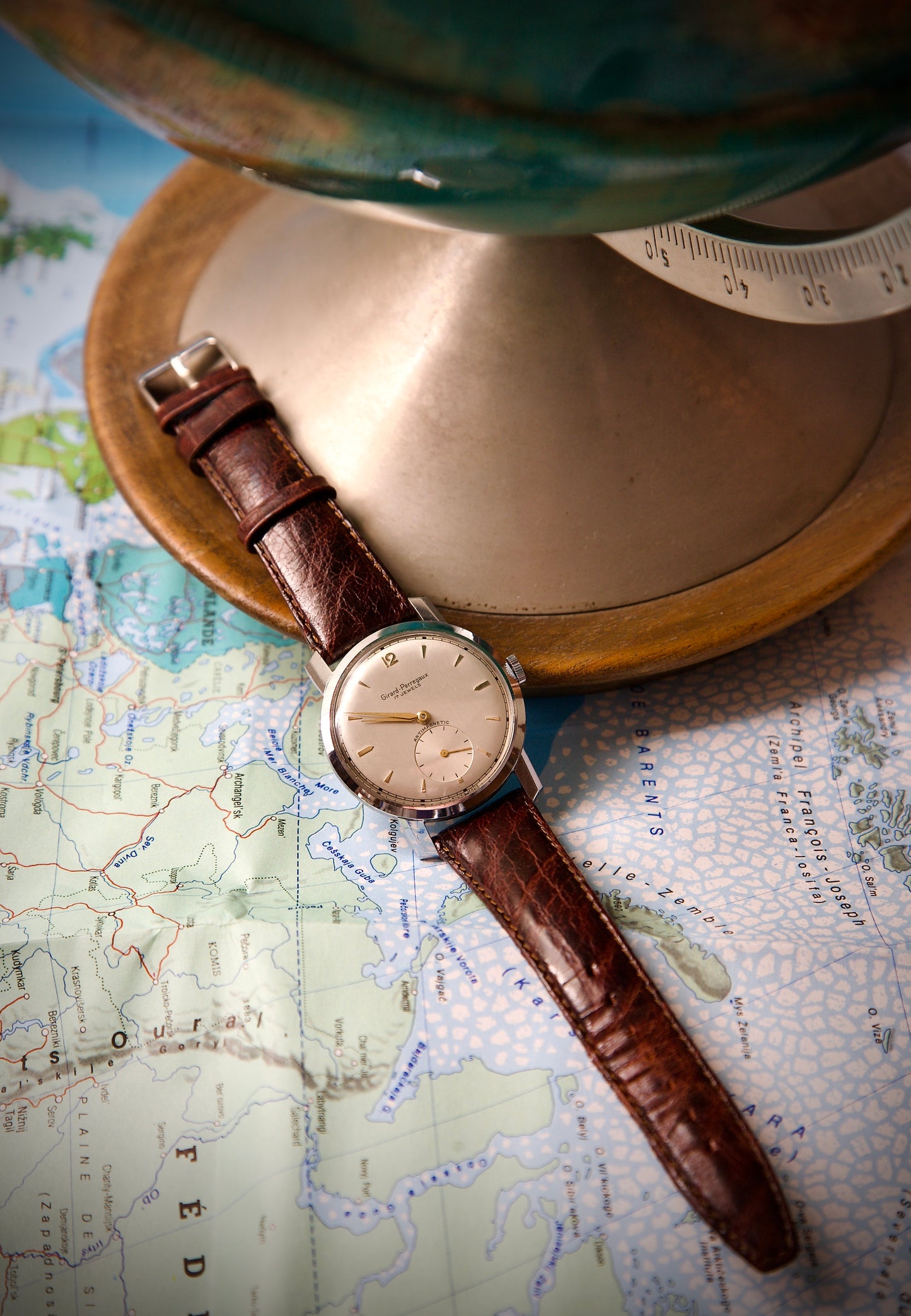 
Girard-Perregaux 1950's - Hand Wound
