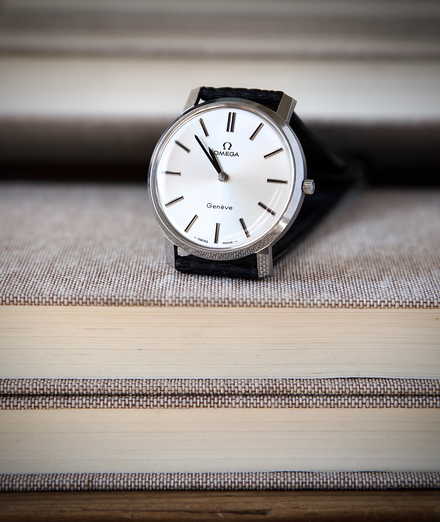 Omega Genève hand-wound  Ref. 111. 0108 – Early 1970s