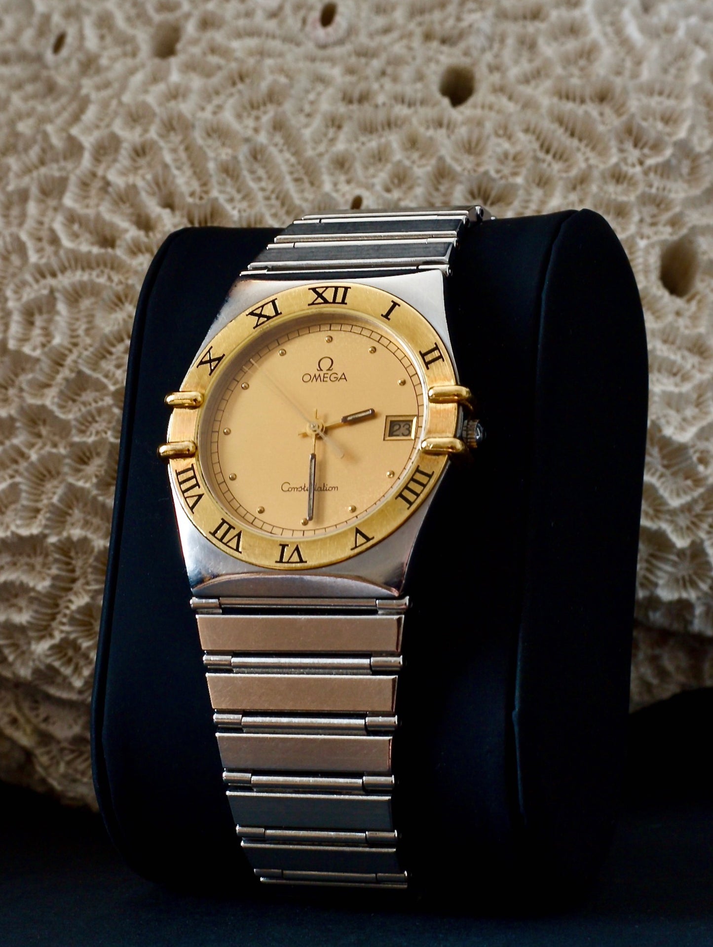 Vintage Omega Constellation Manhattan  396. 1070