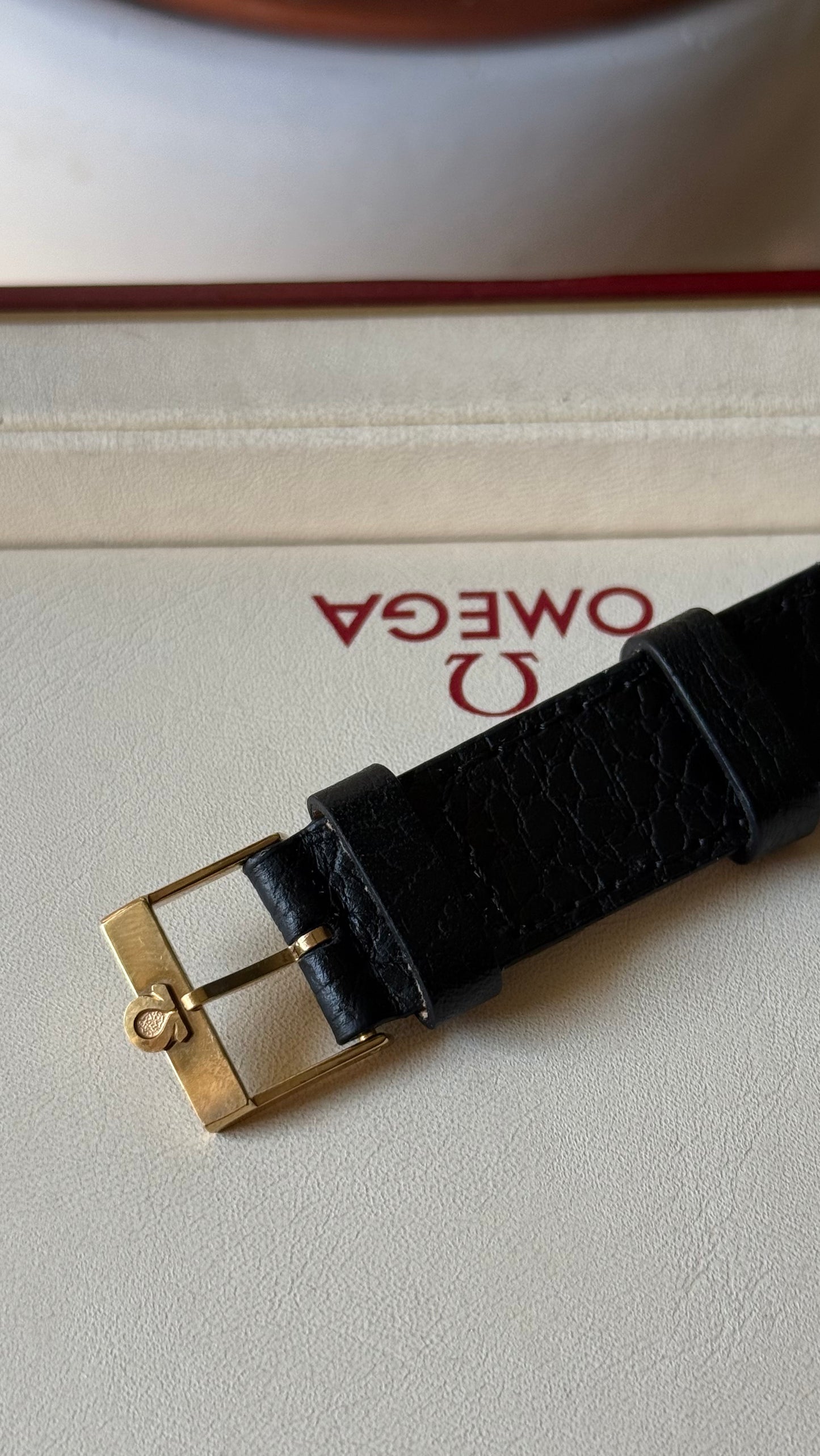 Omega De Ville Automático NOS (New Old Stock) Ref. 151. 0045 – Hebilla Original Omega- (1973)